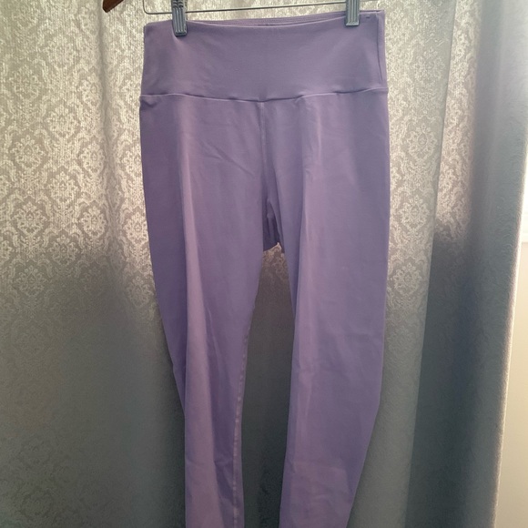 Leggings with booty scrunch - Picture 2 of 2